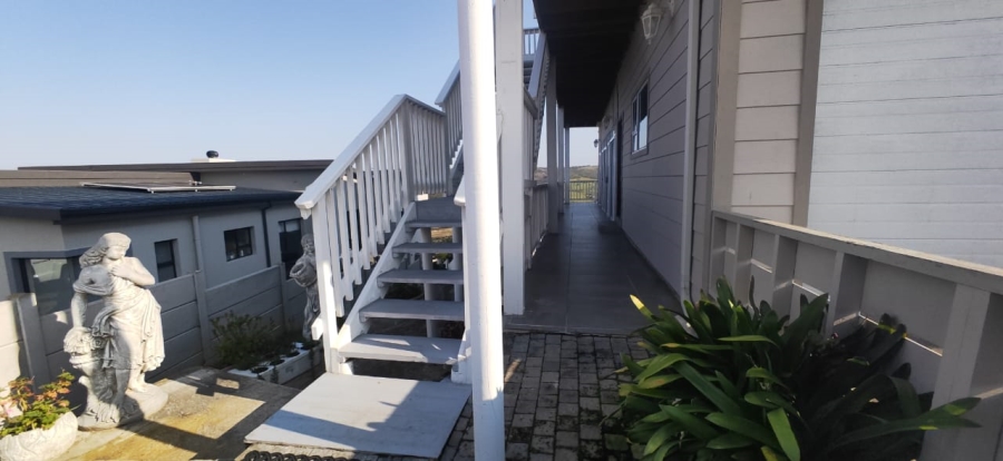 5 Bedroom Property for Sale in Seemeeu Park Western Cape